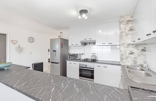 West Beach Apartment | Coral Island 102 - Three Bedroom Apartment, Sleeps 6