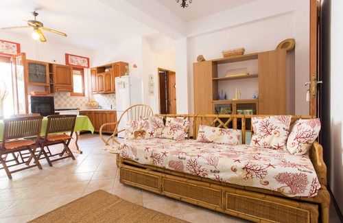 Barcellona Pozzo di Gotto House | CORAL HOUSE: SeaHouse in a strategic area for the Sicilians tour.