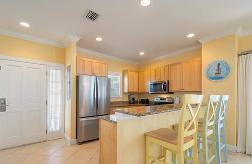 Coral Lagoon House | Coral Lagoon Villa 19 With Pool, Complimentary Dockage, and On-Site Marina