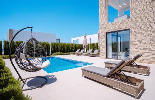 Agios Georgios Pegeias Villa | Coral Residences