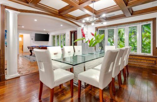 Coral Ridge House | Coral Ridge Getaway by AvantStay Pool Hot Tub Billiards 5mins to Beach