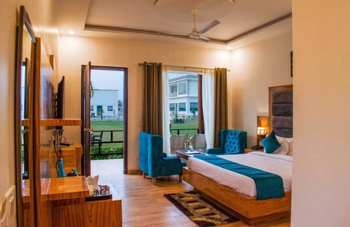 Bail Parao Hotel | Corbett Green Retreat Resort