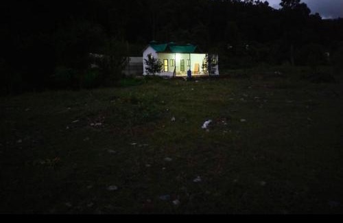 Khattalwada Apartment | Corbett hill center river home stay