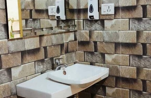 Marchula Hotel | Corbett Hunters (Previously known as Taarini Corbett)