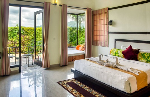 Dhela Hotel | Corbett Solitaire