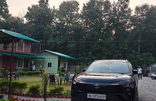 Kanda Range Cottage | Corbett Sunrise India Homestay By Eiyuu Hotels