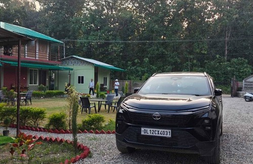 Kanda Range Cottage | Corbett Sunrise India Homestay By Eiyuu Hotels