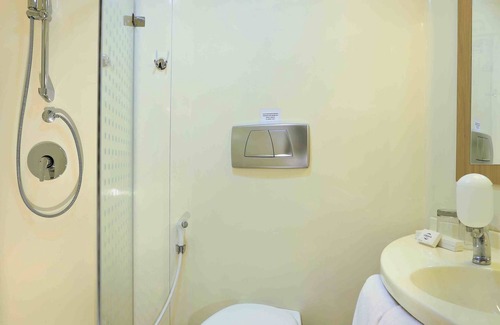 West Cirebon Hotel | Cordela Hotel Cirebon