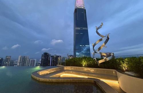 Imbi Apartment | Core Residence TRX by Avery at KLCC #Located in TRX #5 mins to Pavilion &Bukit Bintang #Rooftop Infinity Pool #Free Parking #中英文房东