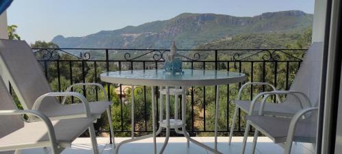 Liapades Apartment | Corfu Sunset apartment