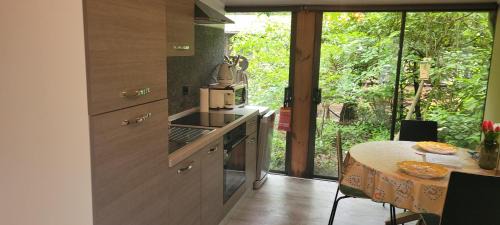 Lanaken Ski Chalet | Corgi-Flowerhuisje