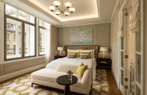 Onze-Lieve-Vrouw-ter-Sneeuw Hotel | Corinthia Grand Hotel Astoria Brussels