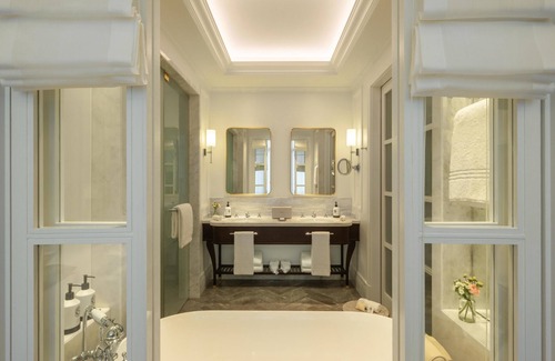 Onze-Lieve-Vrouw-ter-Sneeuw Hotel | Corinthia Grand Hotel Astoria Brussels
