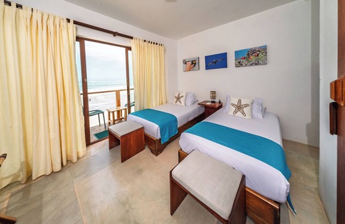 Puerto Villamil House | Cormorant Beach House
