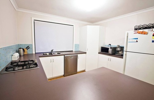 Dunsborough Cottage | Cormorant Cottage Garden Beach Abode w Game Room
