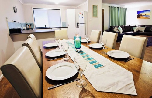 Dunsborough Cottage | Cormorant Cottage Garden Beach Abode w Game Room