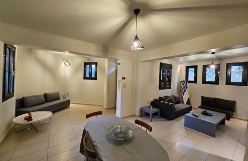 Patras Apartment | Cornelia