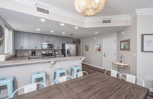 Fort Morgan Condo | Corner Beach Club Catalina 610 - Direct Gulf View - Right on the Beach! WIFI