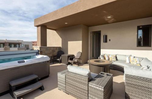 Washington House | Corner Casita Spacious 6 bedroom private bathrooms