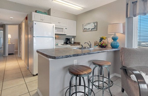 Gulf Shores Condo | Corner Condo-12th floor Amazing Views - Closest to the Fishing Pier!