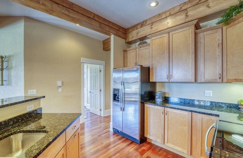 Salida Condo | Corner Condo- the Perfect Location for Your Salida Getaway!