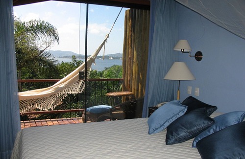 Canto da Lagoa House | Corner corner suites