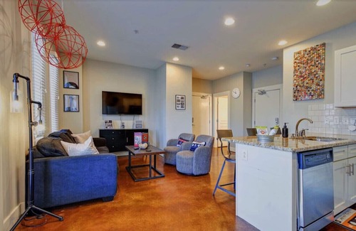 West End Condo | Corner KING - KING beds|Close to Vandy & Broadway