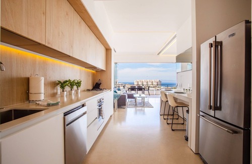Alta Vista Condo | Corner Suite at Soho PV, Best Rooftop Pool
