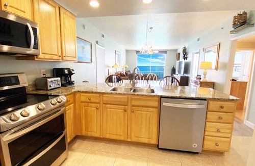 West Panama City Beach Condo | Corner Unit 2 Gulf-Front Masters Free Beach Service Free Golf Everyday!