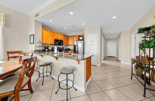 Long Beach Condo | 🌞Corner Unit-Balcony-3BR Grandview East 1405🌞
