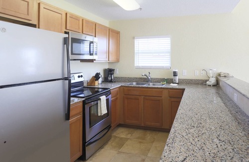 Treasure Island Condo | Corner Unit. Beach. Next to Supermarket. Heated Pool. Two Balconies.