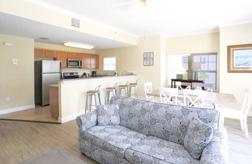Treasure Island Condo | Corner Unit. Beach. Next to Supermarket. Heated Pool. Two Balconies.