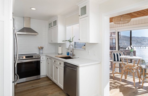 Cayucos Condo | Corner Unit Oceanfront Condo