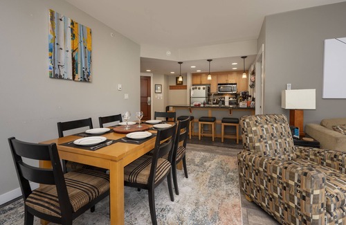 Winter Park Condo | Corner Unit Retreat | Great Patio & Amenities Deck!
