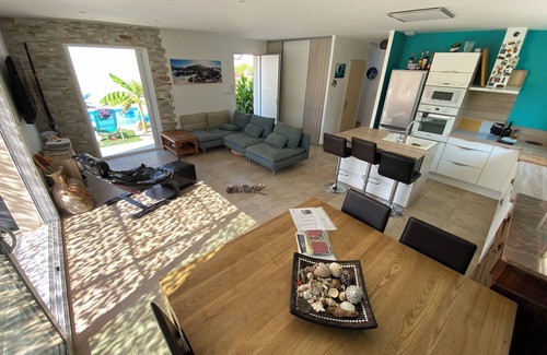Candillargues House | Corner villa + 8m swimming pool + 5s jacuzzi + 15m from the beach & town center