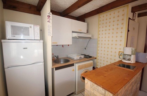 Portiragnes-Plage House | Corner villa located in a secured residence with pool, for 4 people, at only 400m from the beach.