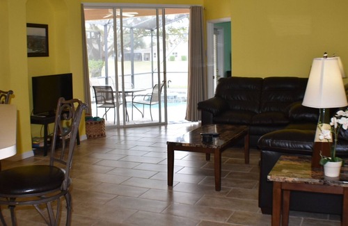 Haines City House | Cornerstone Retreat - Peaceful Gated Community, Private Pool & Jacuzzi