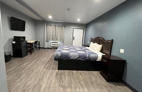 Park Mesa Heights Hotel | Cornett Motel