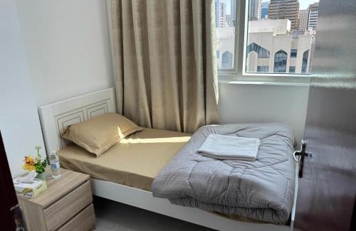 Al Danah Hostel | Corniche Street - Stunning Room