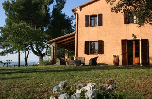 Montefelcino House | Cornio Delle Fronde