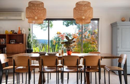 Daylesford House | Cornish Hill House - stunning views with pool