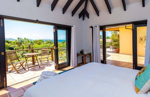 Little Trunk Bay Villa | Cornucopia 5BR in Spanish Town by Personal Villas - Luxurious Lovely Haven