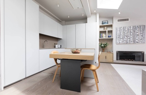 Queen's Gate Apartment | Cornwall Gardens XXIII by onefinestay