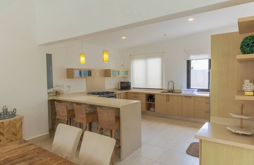 Playa Coronado House | Coronado Paradise: Pool, GameRoom, BBQ: 14 Guests