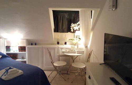 Nuoro House | Coros