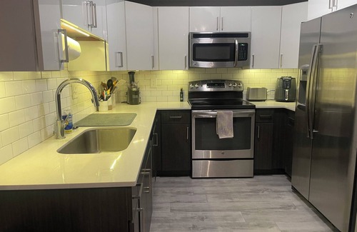 Allapattah Condo | Corporate Miami 2BR/2BA w/Balcony City view