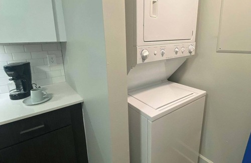 Allapattah Condo | Corporate Miami 2BR/2BA w/Balcony City view