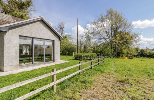 Lisnaskea Cottage | CORRADILLAR QUAY COTTAGE in Lisnaskea, County Fermanagh