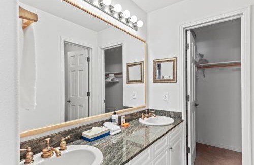 Warrior's Mark Apartment | Corral 201E by Great Western Lodging