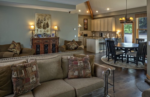 Warrior's Mark Condo | Corral at Breckenridge Raven Condo: Soaking Tub, Views